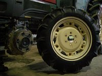 �g���N�^�[�̃����e�i���X