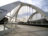 �o�b�N�E�f�E���[�_�E�t�F���y�U����