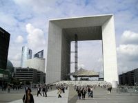 �O�����E�A���V��