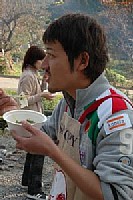 �`���𒸂��ڂ�