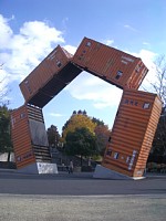 ���j�������g